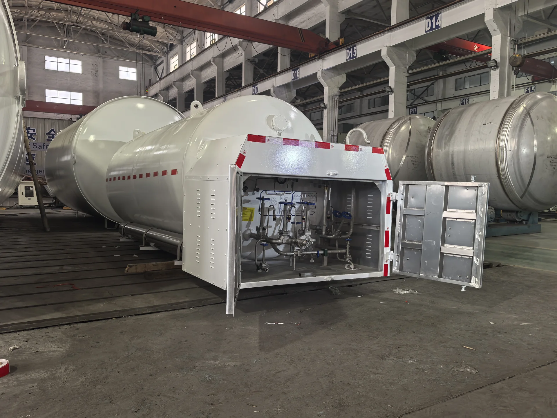 巴基斯坦槽车5立方16bar-2 巴基斯坦槽车5立方16bar-2